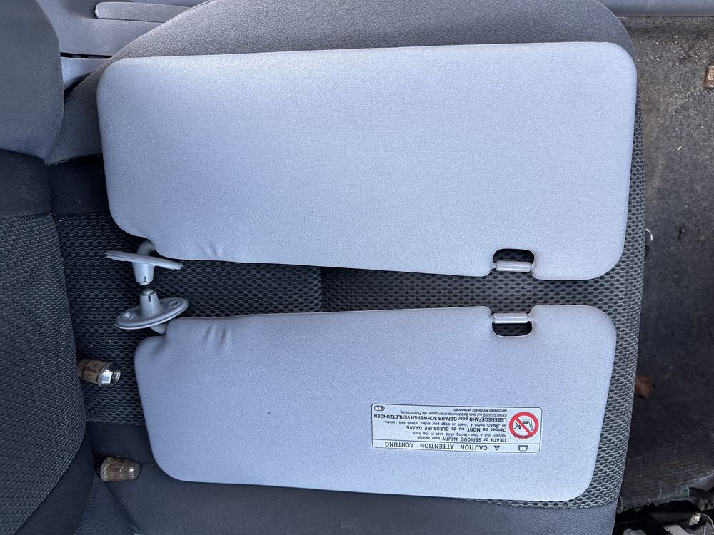 Oslony przeciwsłoneczne toyota rav4 2