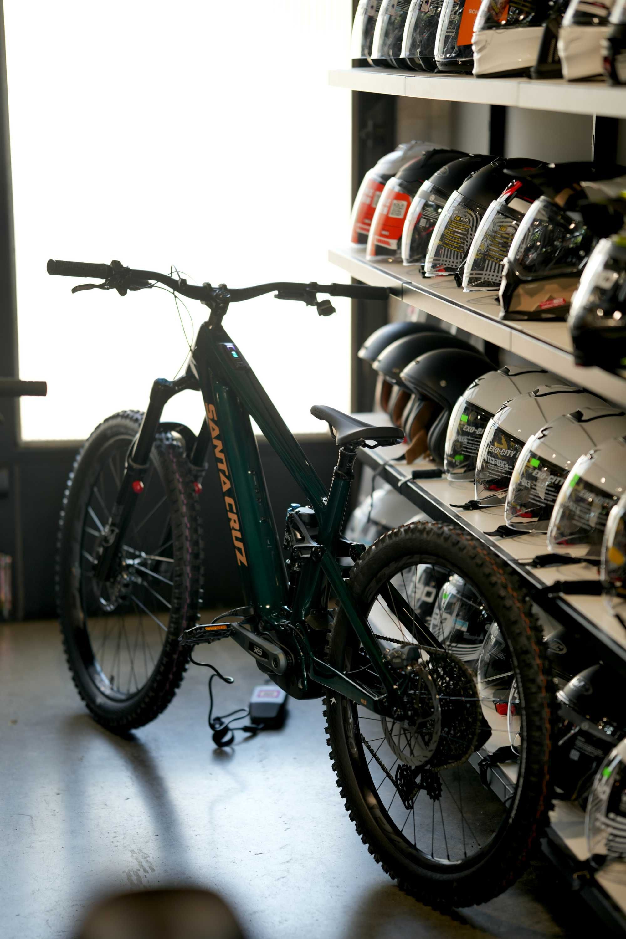 Rower Elektryczny Ebike Santa Cruz Vala GX AXS