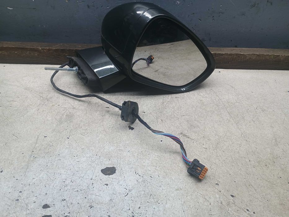 Lusterko Prawe Citroen C5 III X7 KOD LAKIERU KGMD