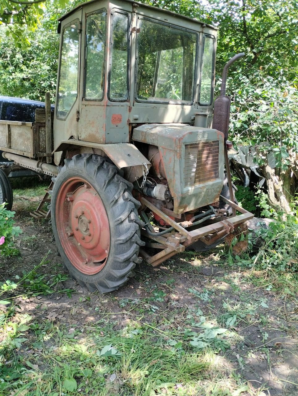 Продам трактор Т-16 с инвентарем