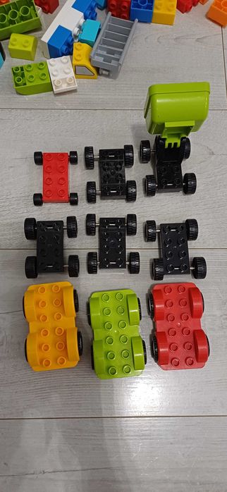 Zestaw 260 Elementów Klocków Lego Duplo Auta Wysyłka!