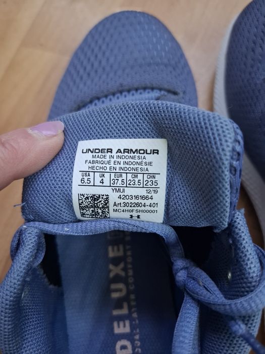 Продам   кросівки  жіночі р.37,5