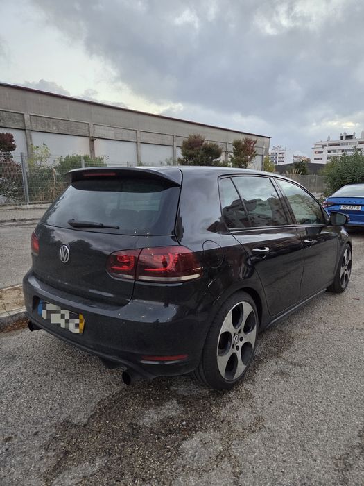Volkswagen Golf VI 2.0 TDI 173cv | GTI/GTD Look