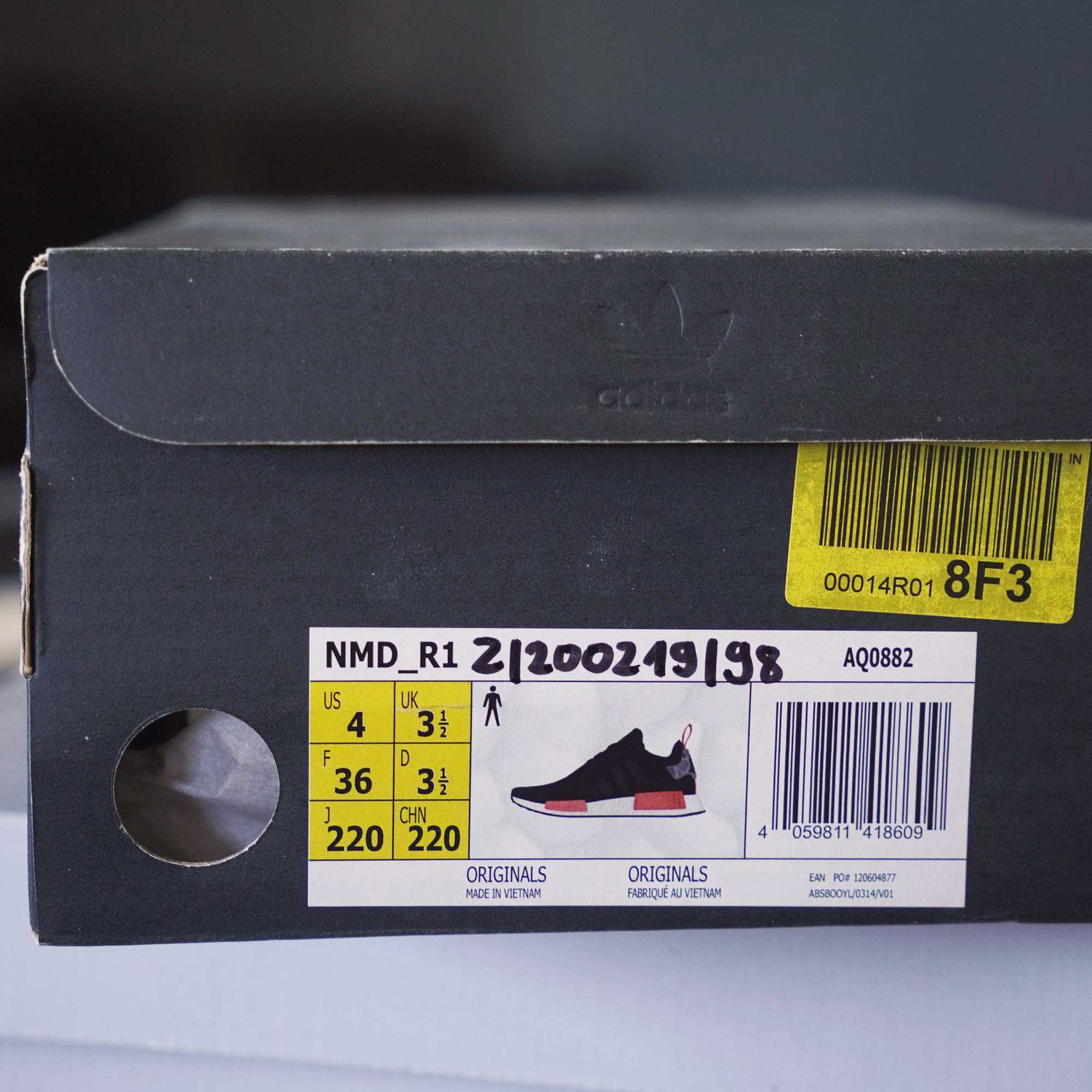 Buty Adidas NMD R1 - czarne - r. 36 - oryginalne