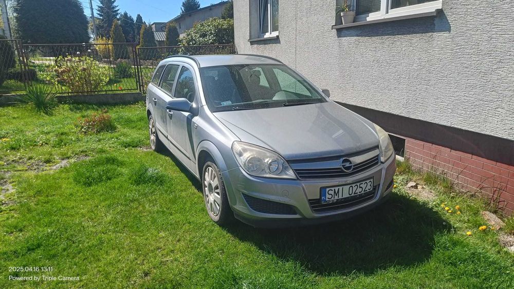 Opel Astra H kombi benzyna 1.6