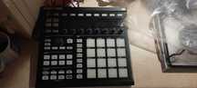 Maschine mk2 kolor czarny