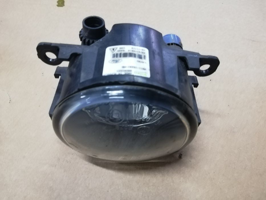 Halogen lewy prawy przeciwmgielne Ford Fiesta Mk7 VII Lift ST-Line
