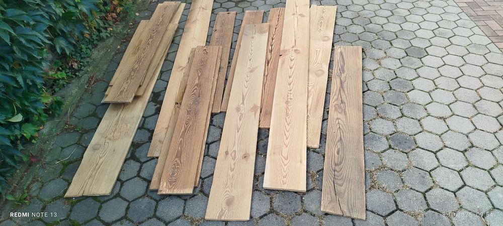 Belki rustykalne stu letnie orginalne modrzew