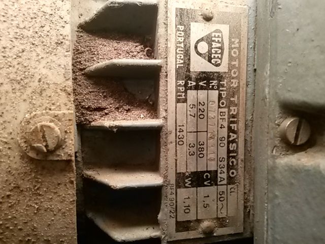 máquina cortar ferro