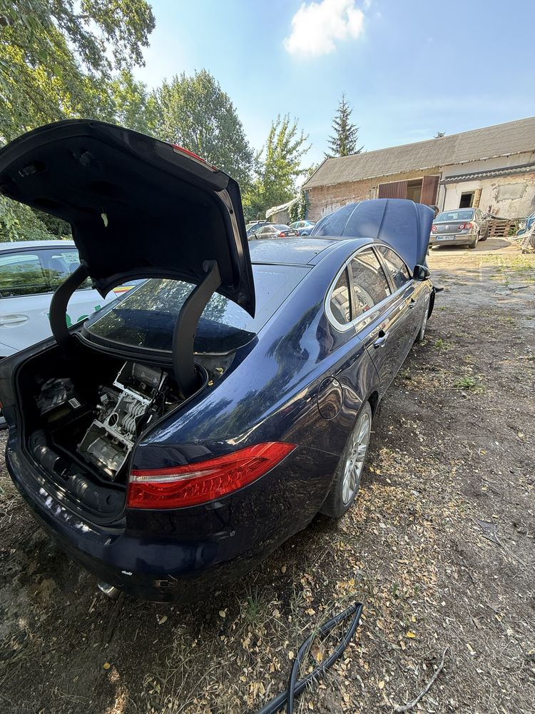 Jaguar XF 2016r USA na części