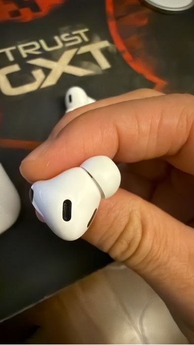 Apple AirPods Pro 2