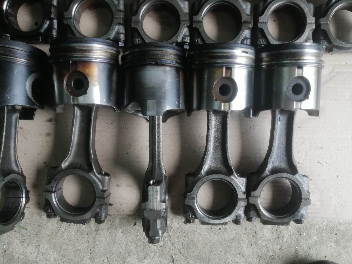 Шатуни поршня 2.5 2.8 Iveco Daily Fiat Ducato Boxer Jumper Master