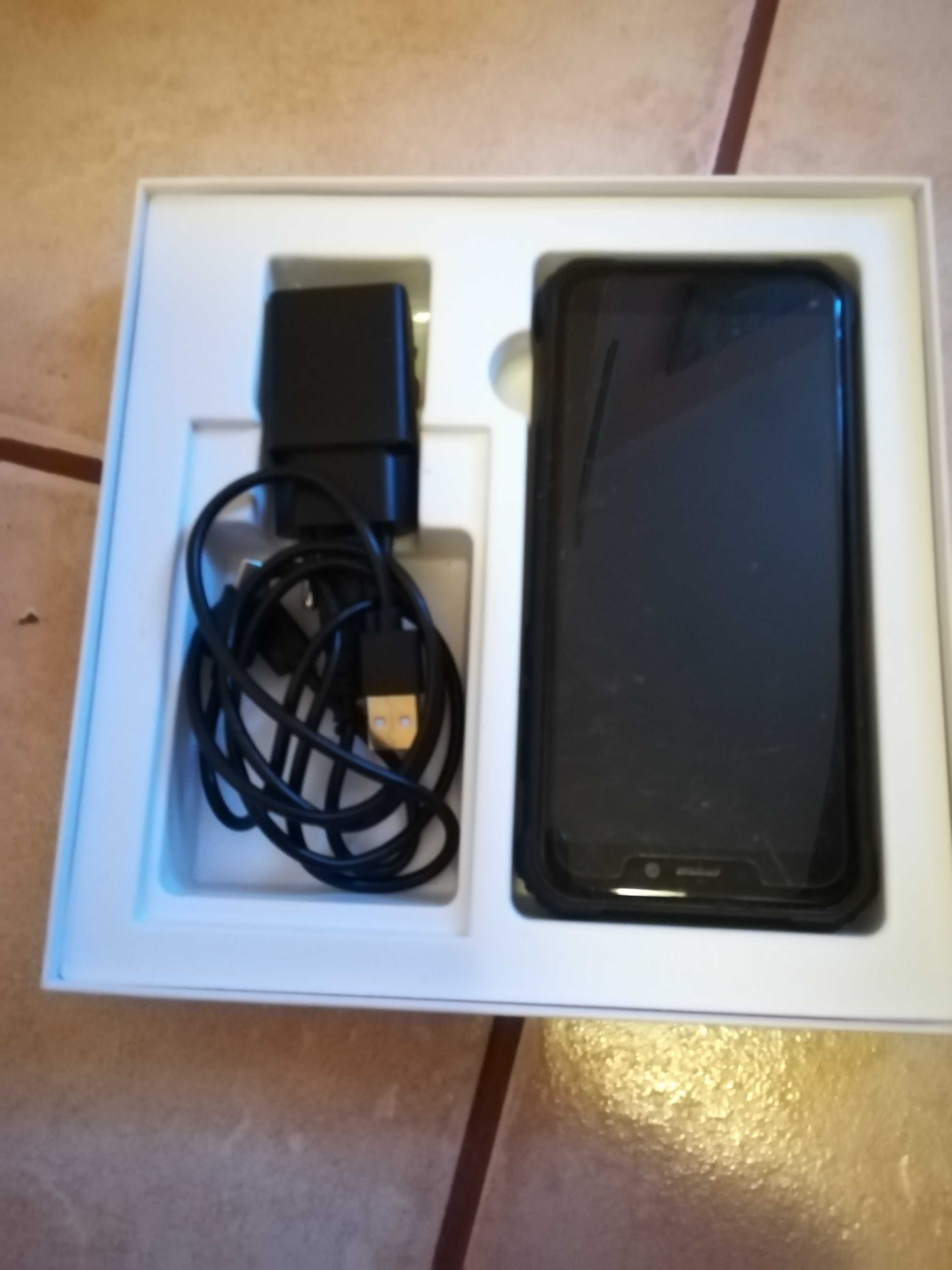 Smartfon OUKITEL WP5 4/32GB 5.5" Czarny, używany