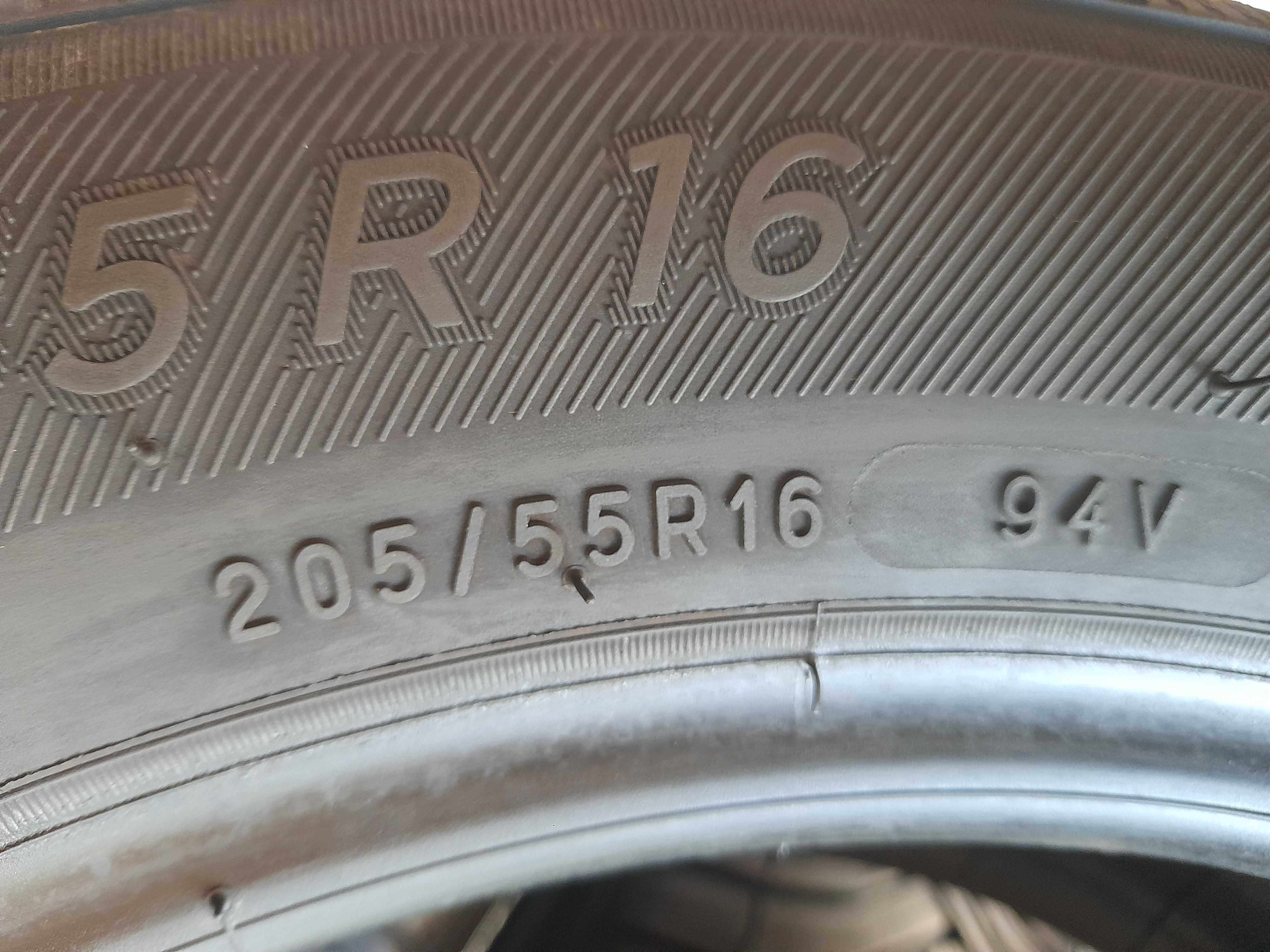Всесезонні шини 205/55 R16 Michelin CrossClimate