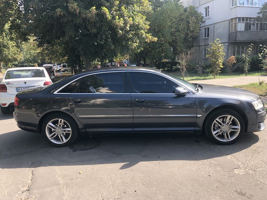 Прдам Ауді А8