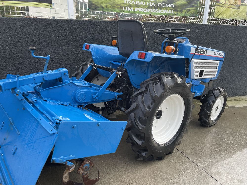Trator ISEKI TU 1400 com tração