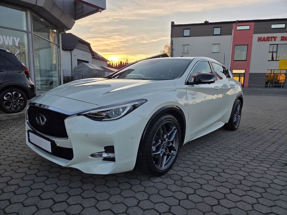 Infiniti Q30 Bezwypadkowy, serwis, I właściciel, salon Polska