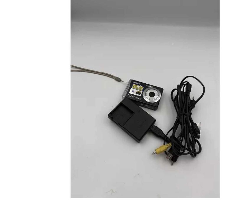 aparat cyfrowy sony DSC-W90 + ŁADOWARKA