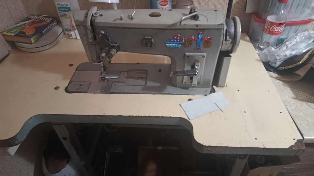 промислова швейна машинка класу 862