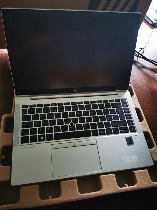 Nowy Laptop HP ELITEBOOK 840 Aero G8