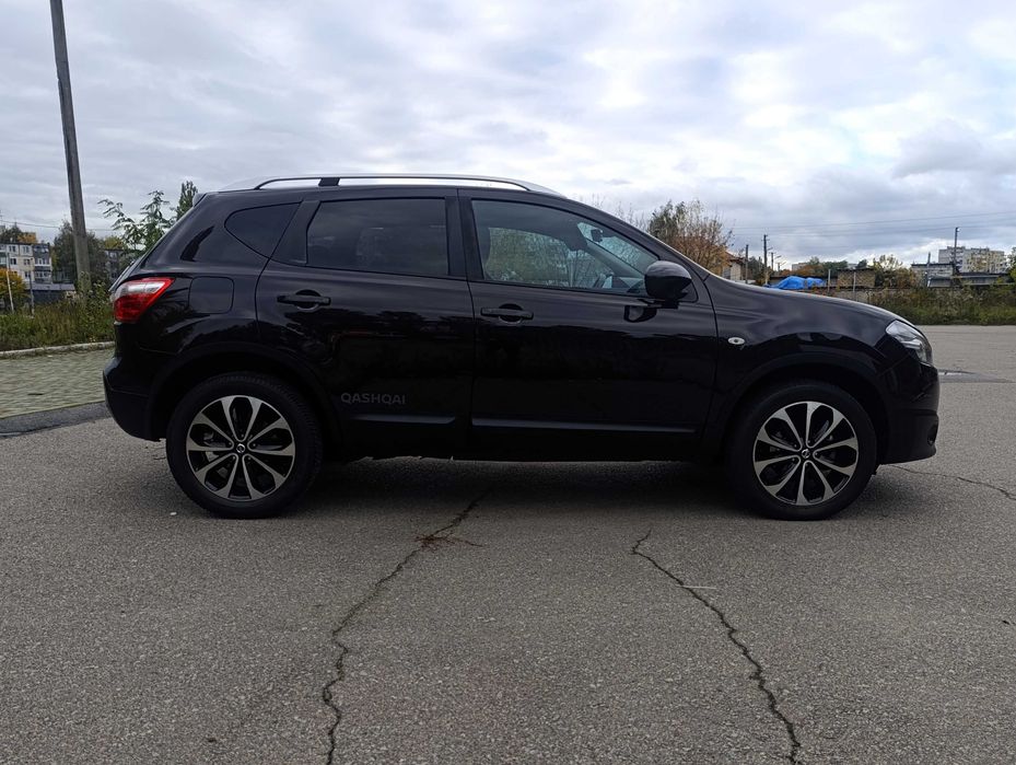 Ніссан Кашкай Nissan Qashqai 2011 рік