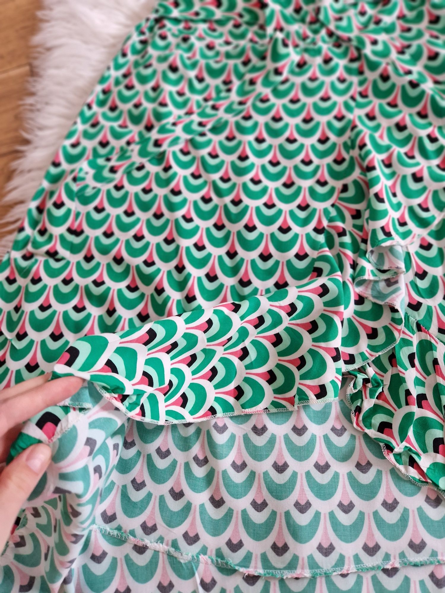 S 36 M 38 wiskozowa spódnica midi z falbanką 100% wiskoza op art lata