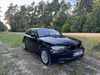 BMW Seria 1 2.0d 2010 6B Manual, M-pakiet, Komforty, PDC, Klimatyzacja
