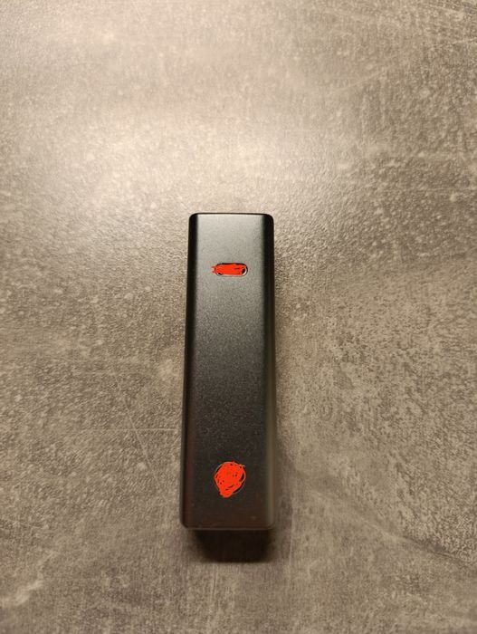 USB - накопичувач на 1 терабайт пам'яті