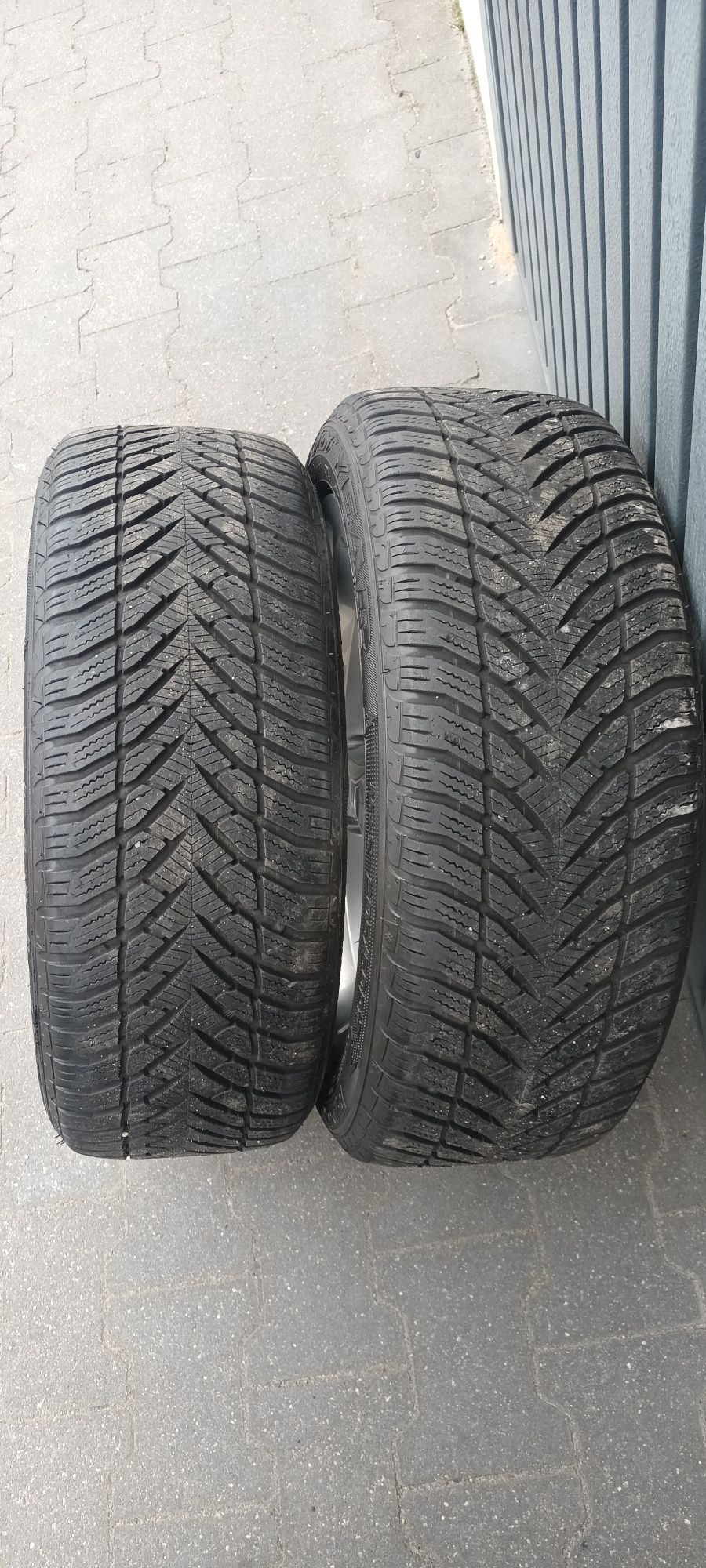 Koła Felgi Aluminiowe BMW 1 E81 E82 E87 E88 GoodYear 205/50/17 ET47 7m