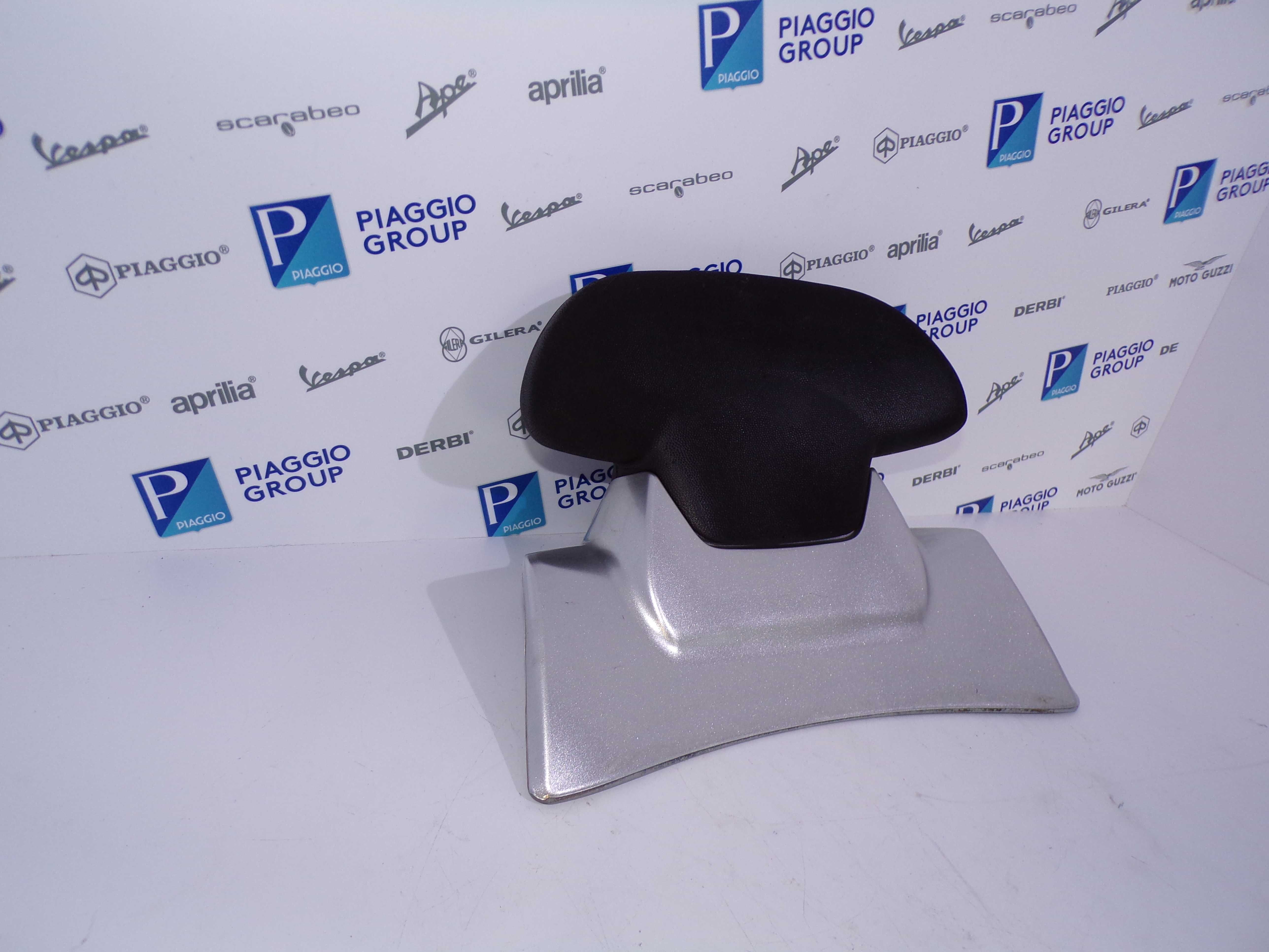 Oparcie pasażera komplet Piaggio MP3 125/500cc 06-13r. OEM.