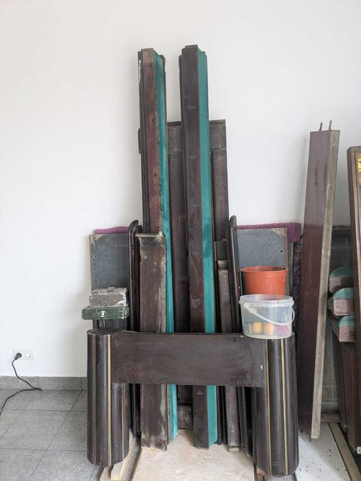 Vende-se 1 mesa de Snooker e 1 mesa de  Bilhar !