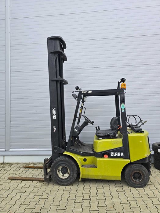 CLARK CGP25 - stan bardzo dobry