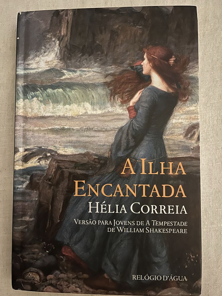 A Ilha Encantada - Helia Correia