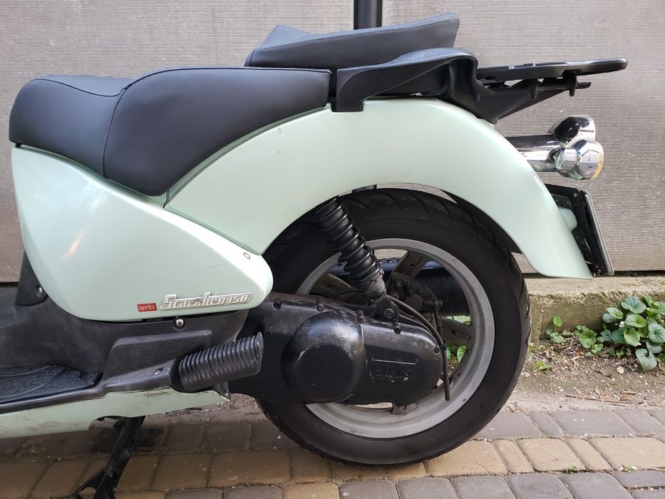 Скутер Aprilia Scarabeo 150