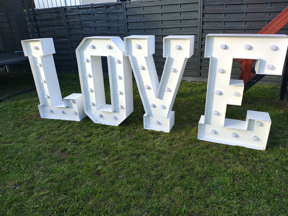 Sprzedam napis LOVE