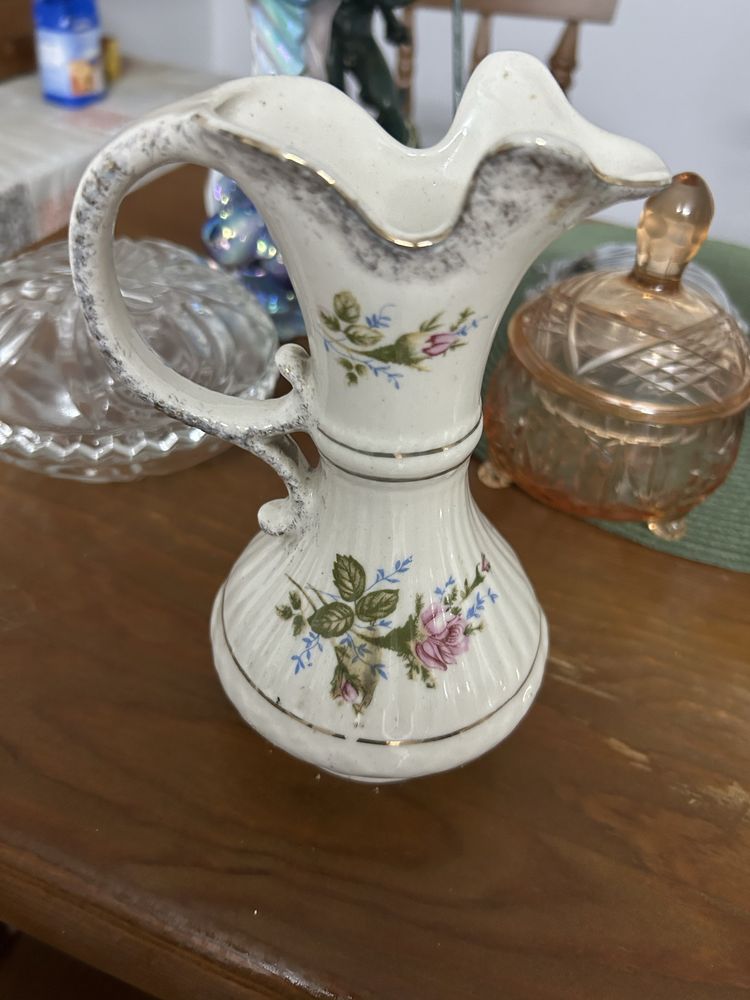 Wazon porcelanowy