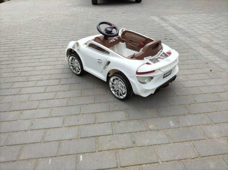 Samochód auto na akumulator zabawka sama jeździ lub sterowane z pilota