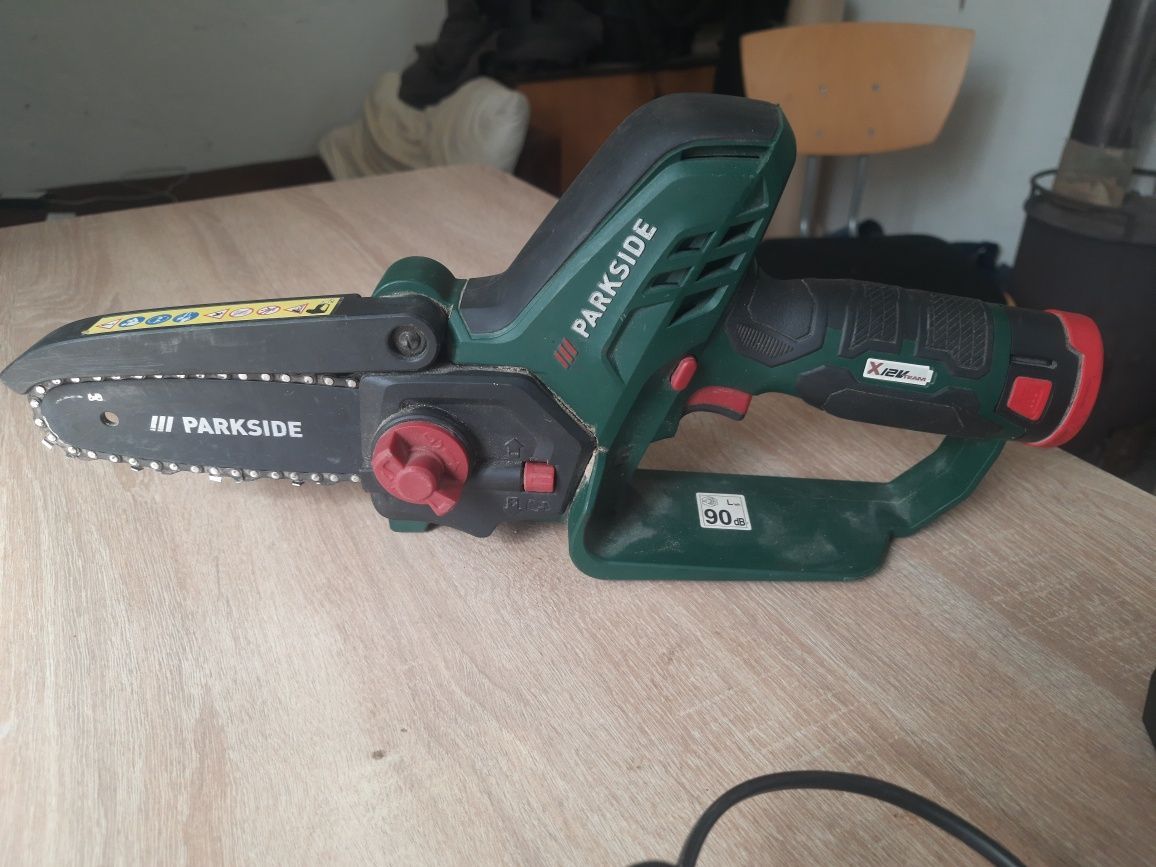 Продам міні пилку Parkside PGHSA 12 B2