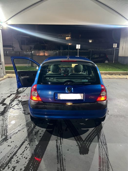 Renault Clio 2 – 2004 Diesel, 262.000 km, motor em bom estado