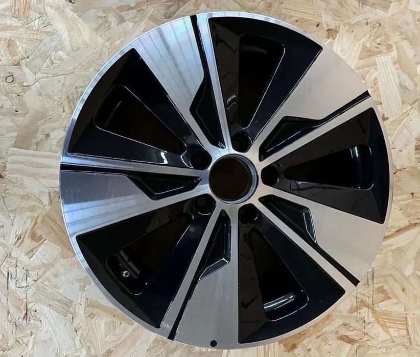 Felga 18'' Mercedes Benz W447 W448 V-klasa Vito