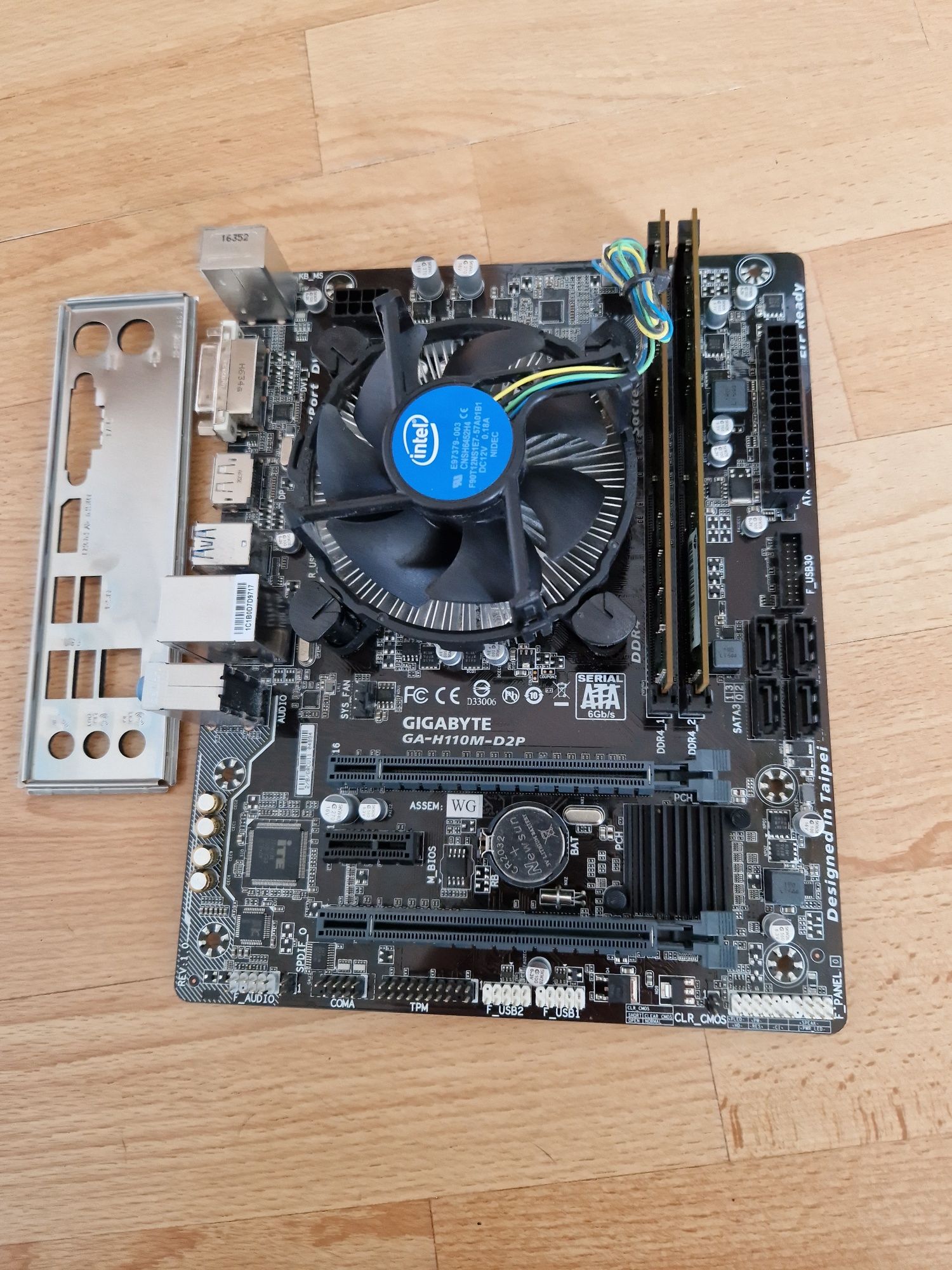 Материнка+intel i5-6500+8гб швидкий комплект сокет1151