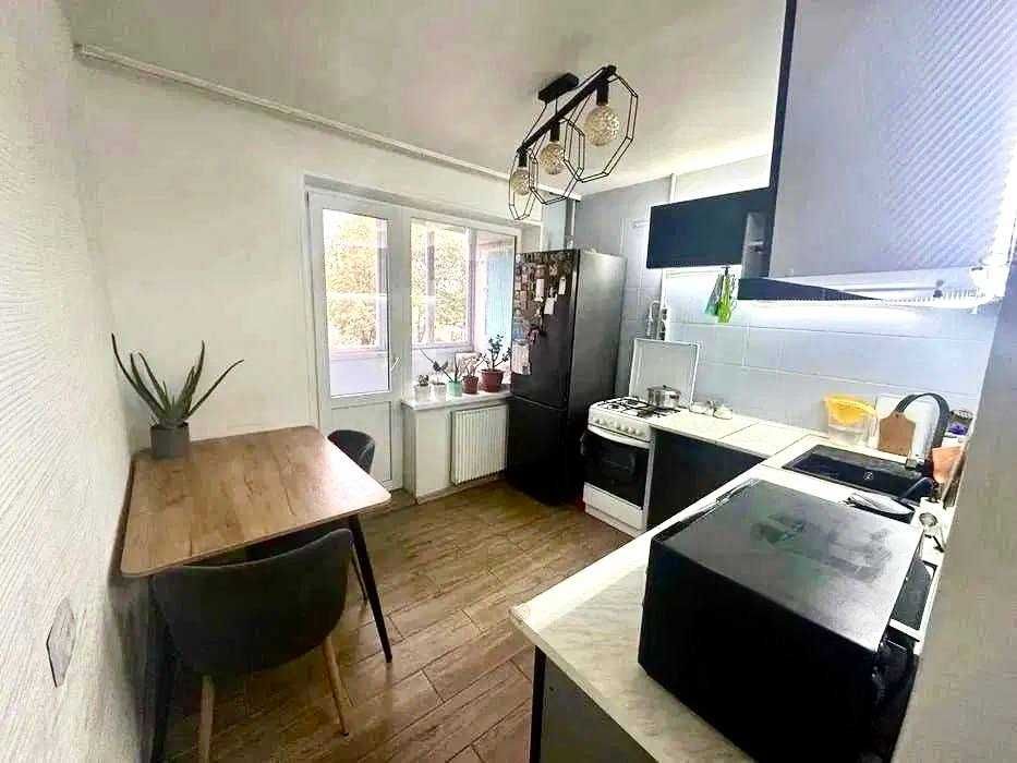 3к 63м Оболонь світла квартира з новим ремонтом