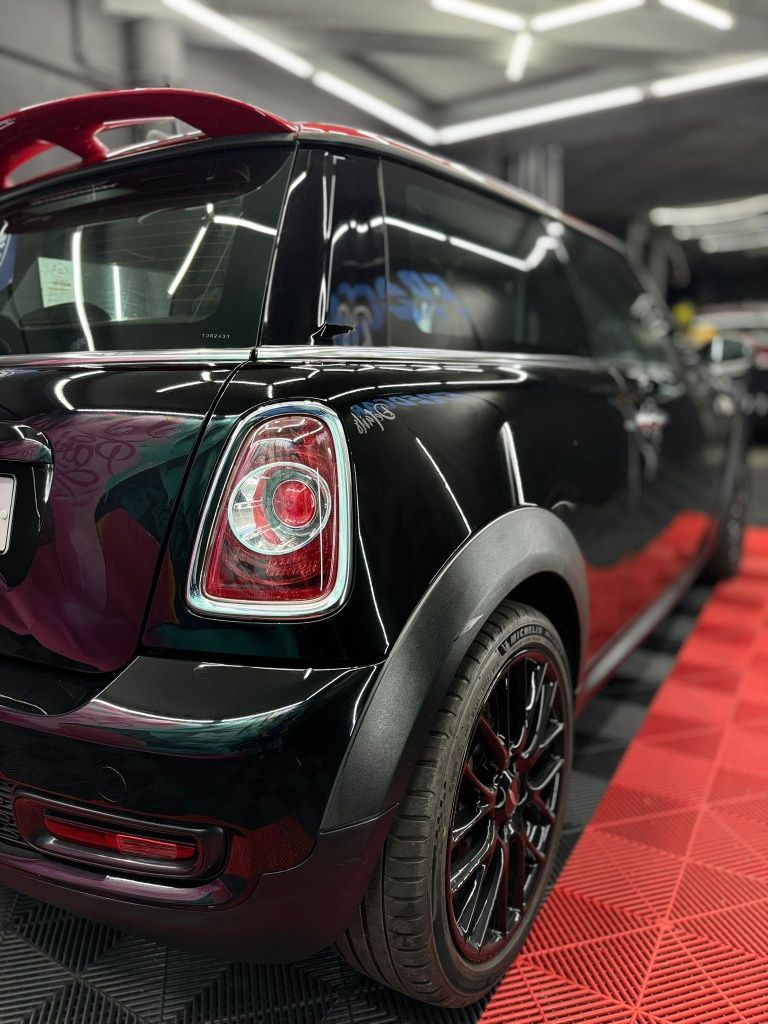Mini Jonh Cooper works