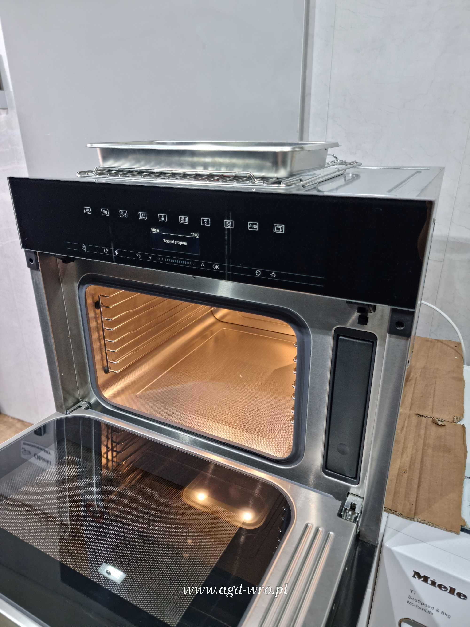 2. Urządzenie do gotowania z mikrofalą Miele DGM 7440. JAK NOWE