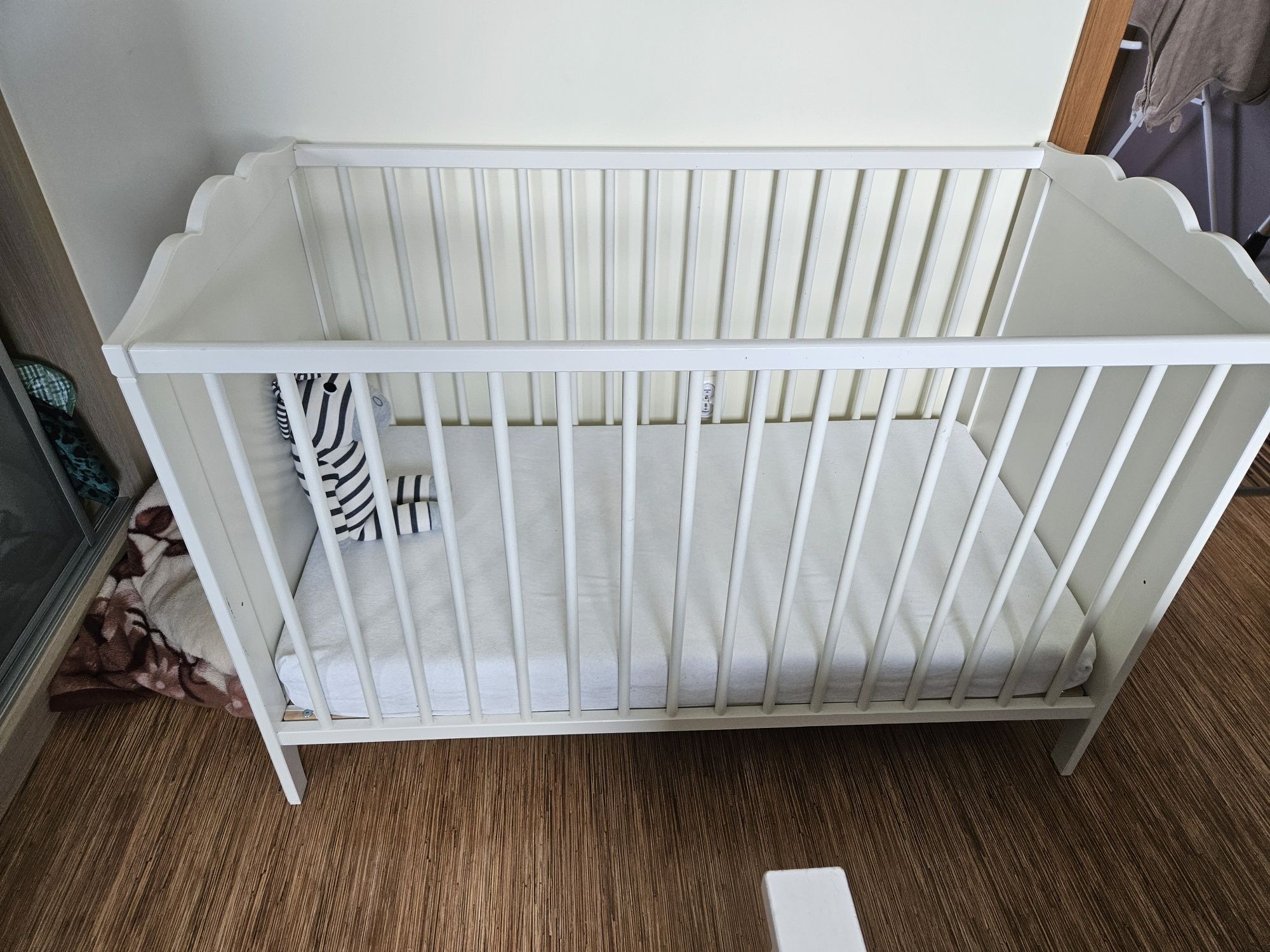 Łóżeczko dziecięce IKEA Hensvik 120x60