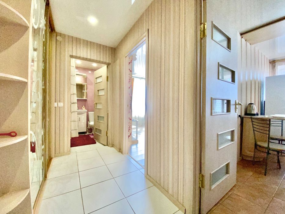 ApartPoltava Простора однокімнатна СТУДІЯ,Каштанова алея.готельний чек