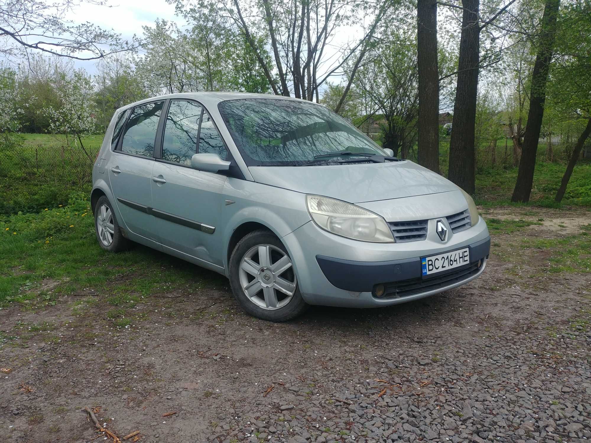 Автомобіль Рено Сценік (Renault Scenik)