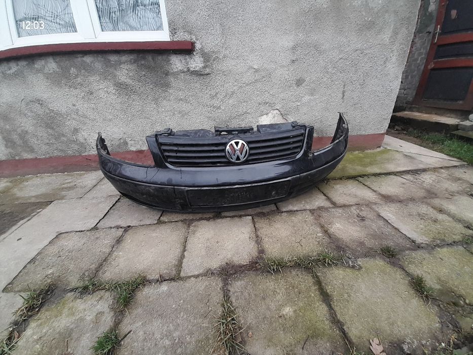 Pasatt b5 zderzak przedni