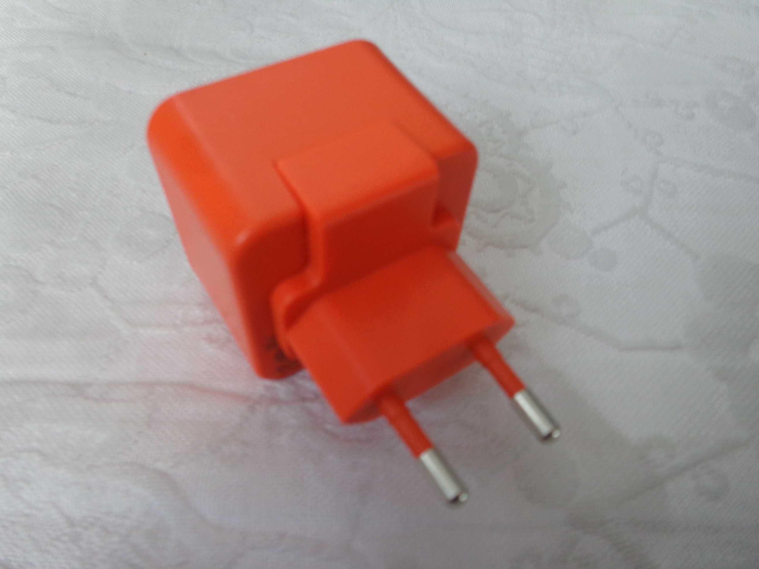 Oryginalna ładowarka JBL  F5V-2.3C-1U  2.3A