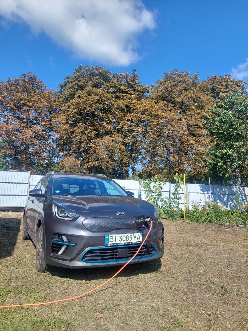 Продам електромобіль КІА NIRO 64 квт